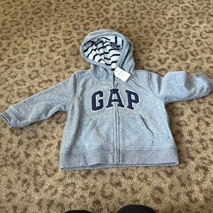 Brand New Gap Kids zip jacket Size 12-18 months